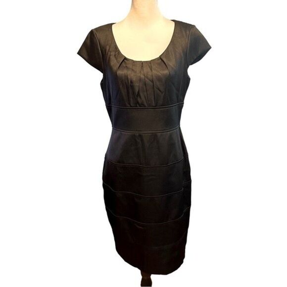 London Times Black Sleeveless Dress Round Neckline Sz 10 - Picture 1 of 10